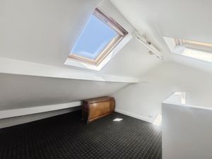 LOFT ROOM- click for photo gallery